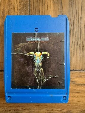 1975 THE EAGLES One Of These Nights Blue Case 8 Track Asylum ET-81039
